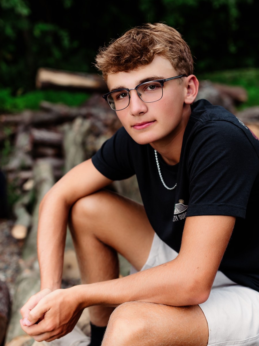A Senior Session Built Around What He Loves |&nbsp;Brody