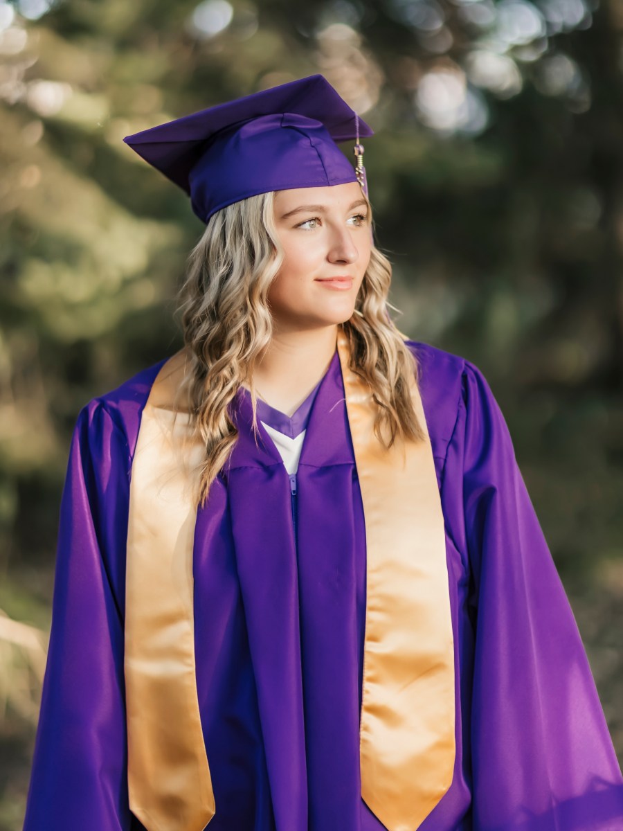 Cap & Gown Mini Sessions in Southwest Michigan | Graduation Photos in Berrien & Van Buren&nbsp;County