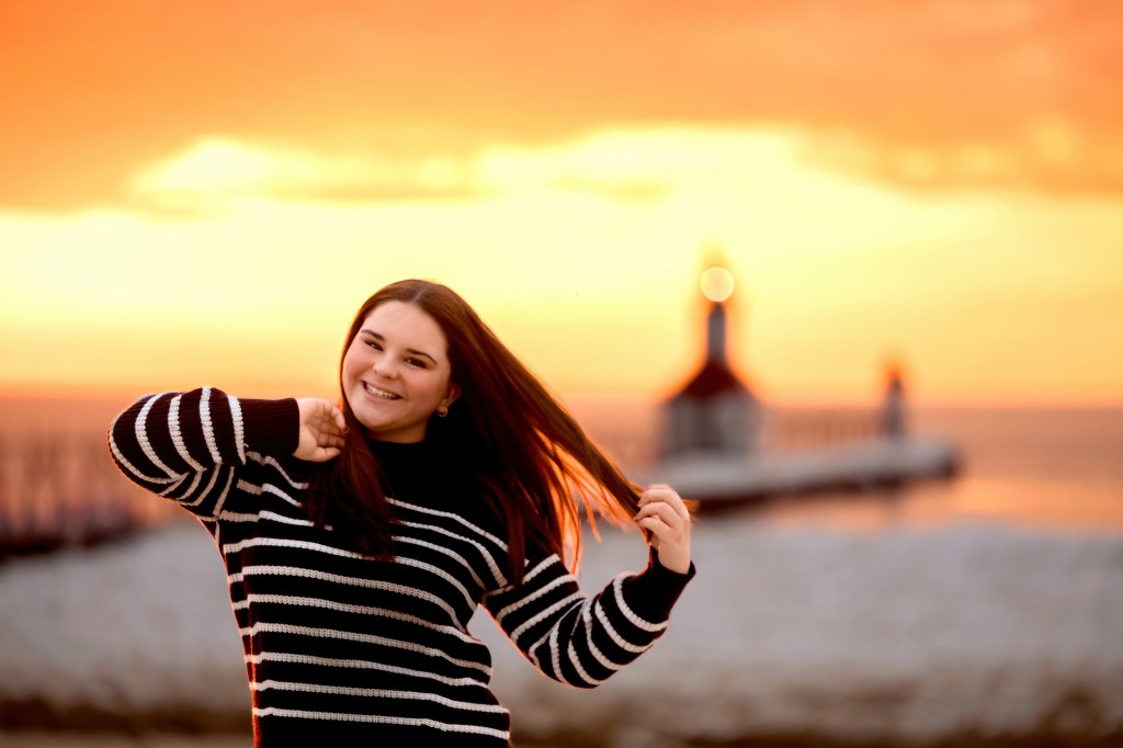 St Joseph Michigan senior photos at Lake Michigan sunset – Class of 2026