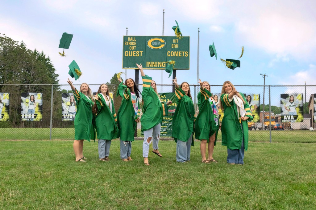Southwest Michigan senior photography session with Coloma softball players